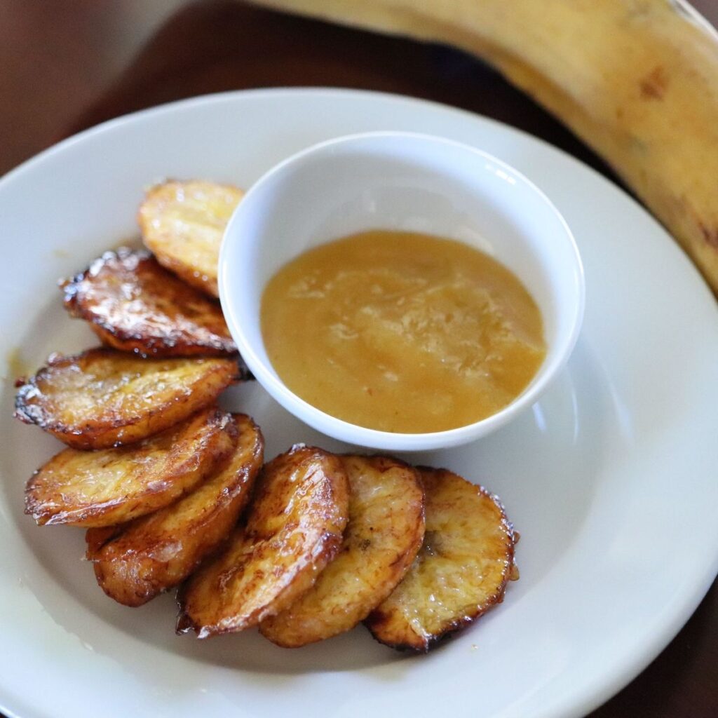 Best Sweet Plantain Sauce Recipe How To Make Br l ed Plantains With Mango
